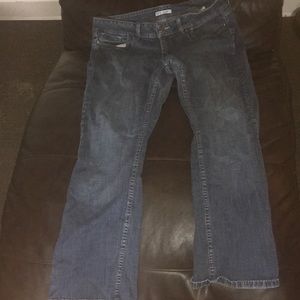 MID RISE BOOT CUT JEANS